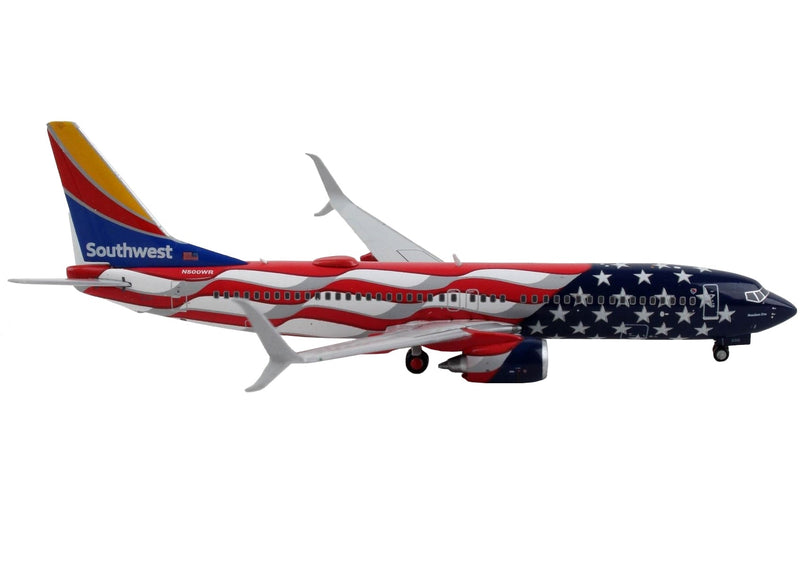 Boeing 737 - 800 Commercial Aircraft "Southwest Airlines - Freedom One" United States Flag Livery 1/400 Diecast Model Airplane by GeminiJets - Asmota